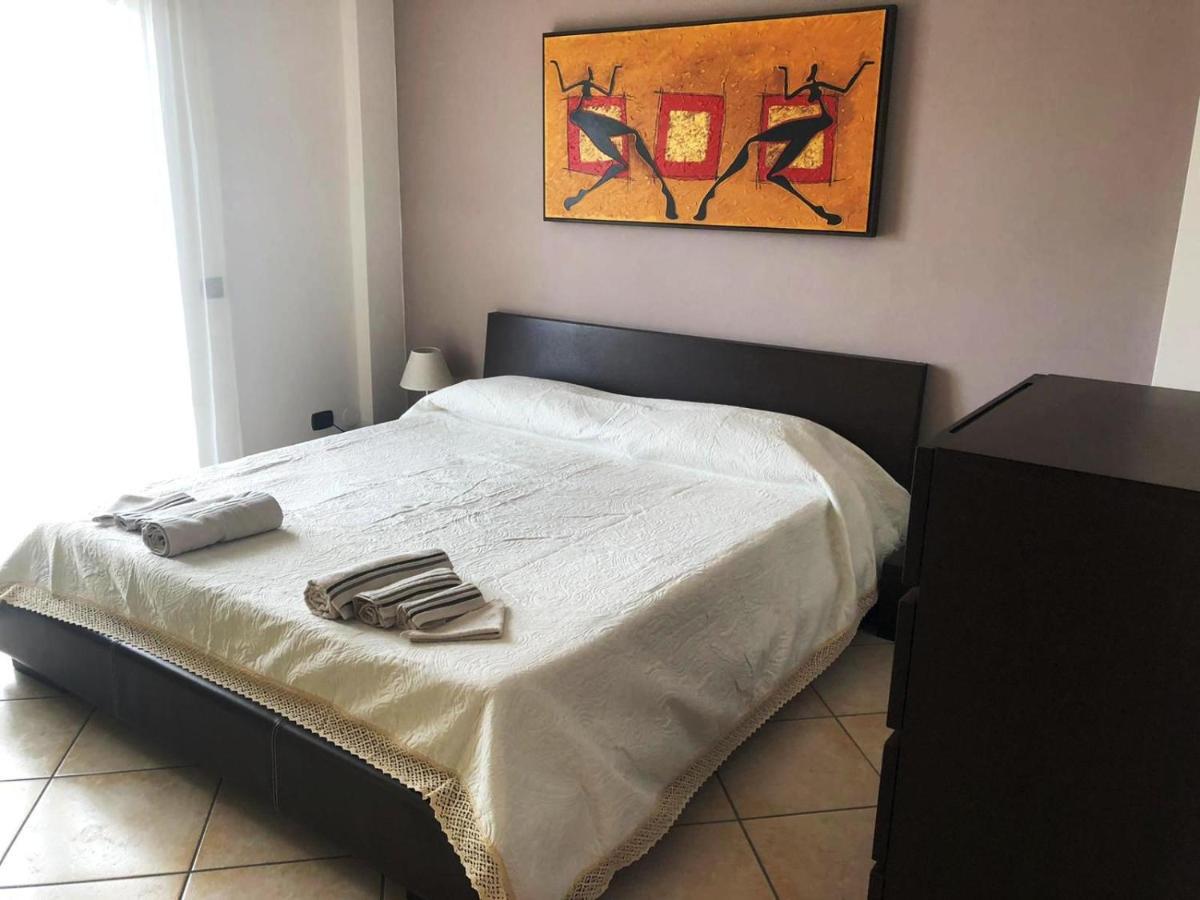 Apartament La Casa Di Pedro Santa Maria Capua Vetere Zewnętrze zdjęcie